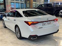 تويوتا أفالون